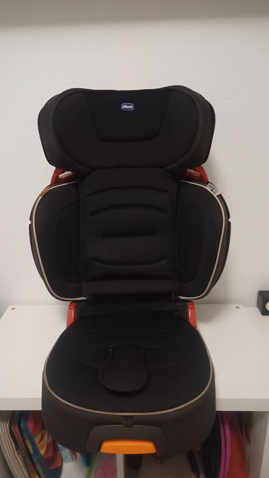 Cadeira auto Chicco Isofix.