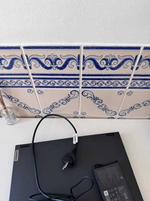 ThinkPad P16v Gen 2