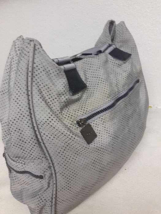 Mala senhora da Tous