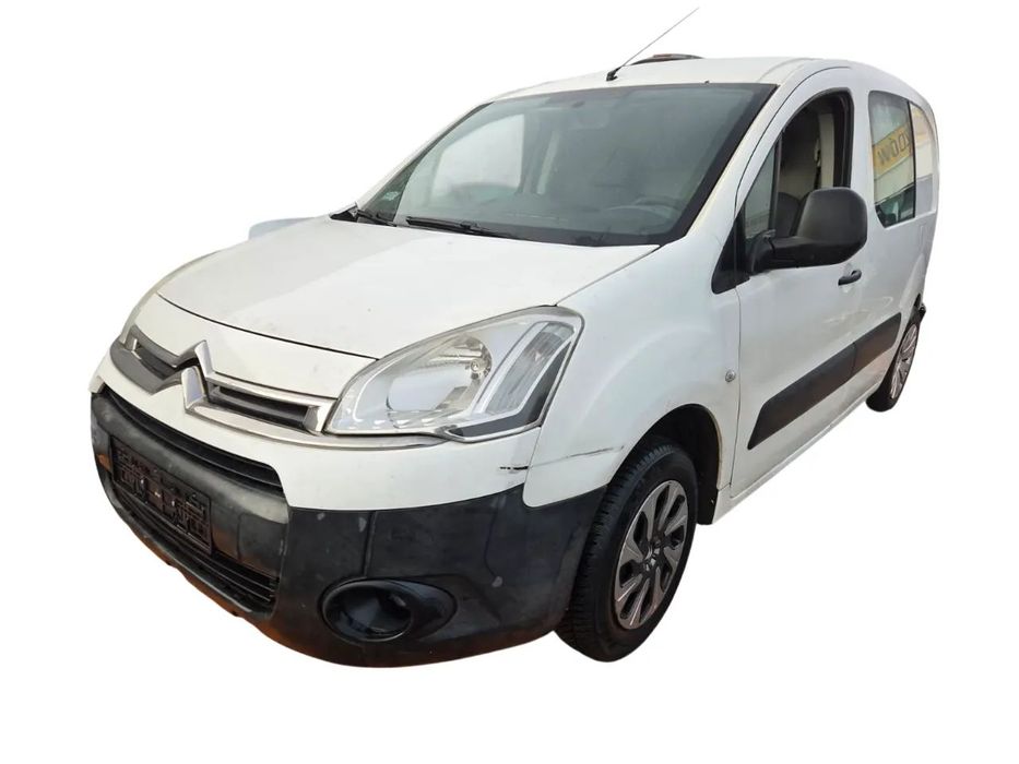 Citroën Berlingo 2013 Silnik 1.6 HDi (9HN DV6ETED) 75 KM (55 kW) EWPA Na części silnik, maska, drzwi, lampa