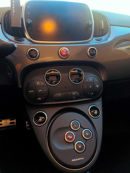 Abarth 595C Scorpioneoro - 2021 - Immaculate