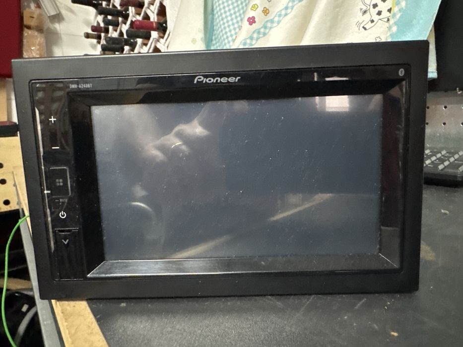 Autorrádio Pioneer DMH-A240BT