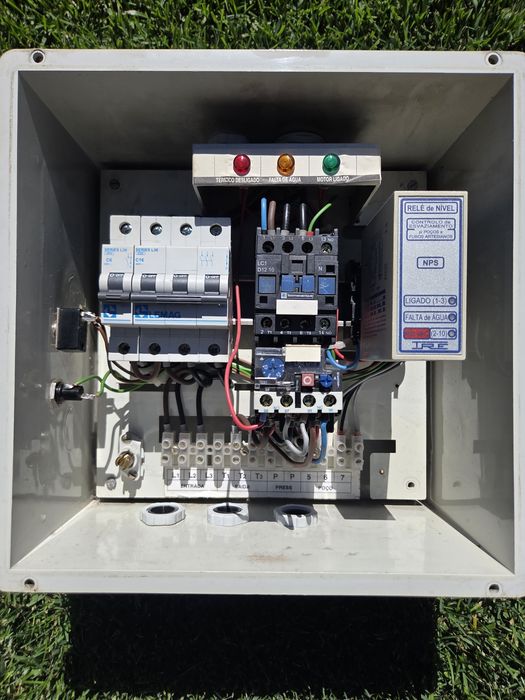 Quadro Eletrico de Nivel com SONDAS - Controlo Bombas Furos Depositos