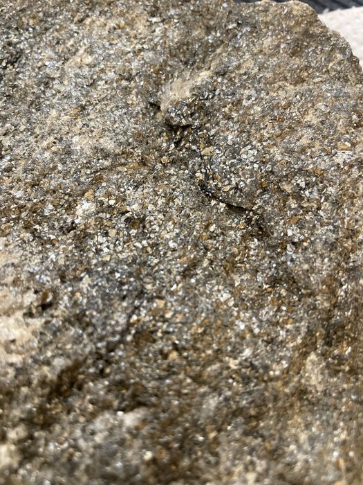 Kamień ozdobny piryt ,duży