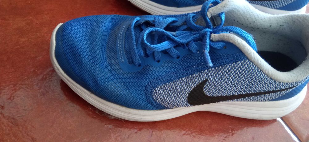 Tênis senhora 35 Nike