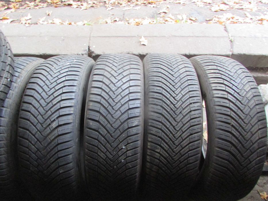 205/55/19 комплект зимових шин Continental AllSeasonContact