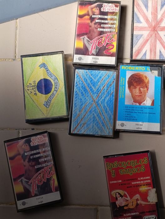 Lote de várias cassetes música