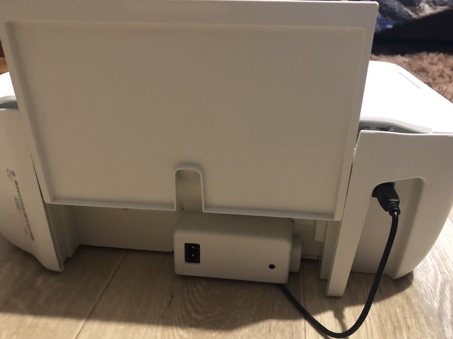 Принтер HP Deskjet 2320