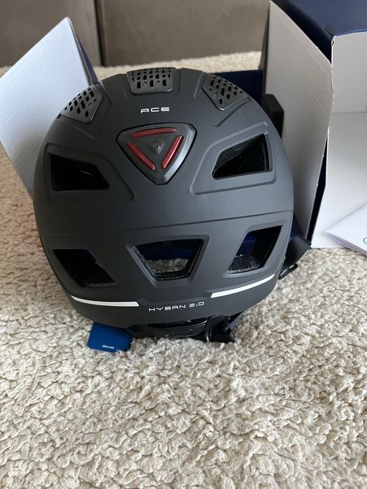 Kask rowerowy Abus