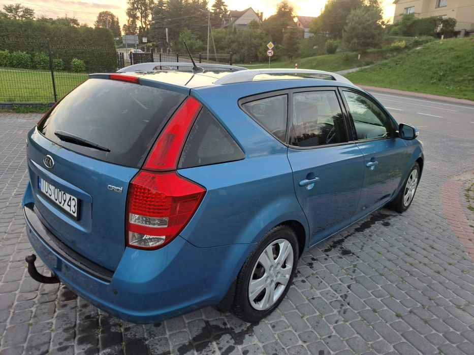 Kia ceed 2009R 1.6crdi