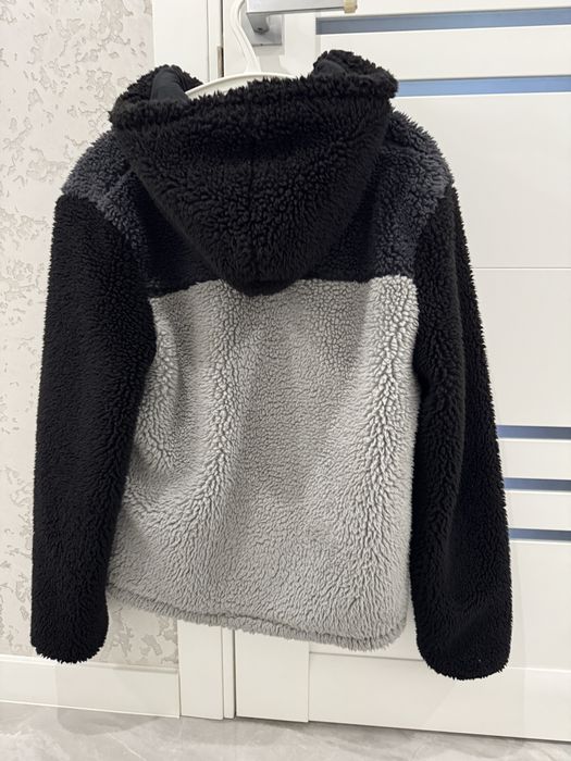 Продам толстовку Тeddy H&M