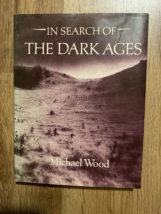 Livro In Search of the dark ages - Michael Wood