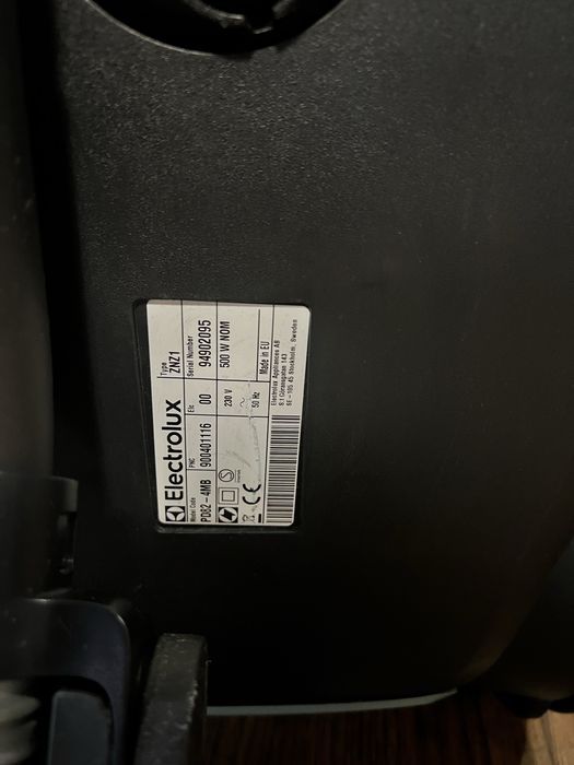 Пилосос Electrolux pure D8.2 silence стан гарний