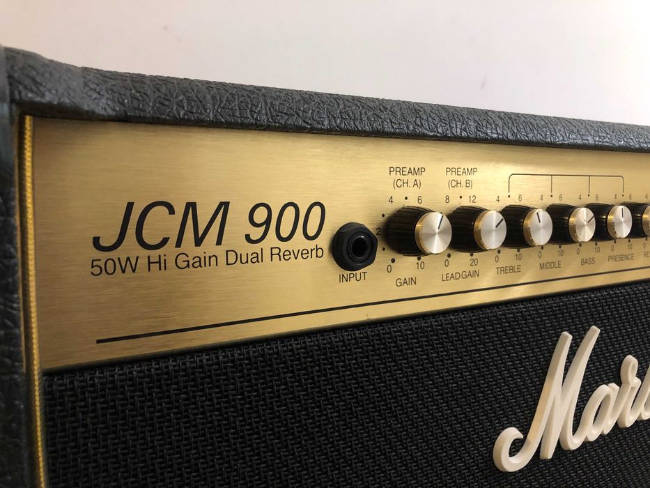 Wzmacniacz lampowy Marshall JCM 900