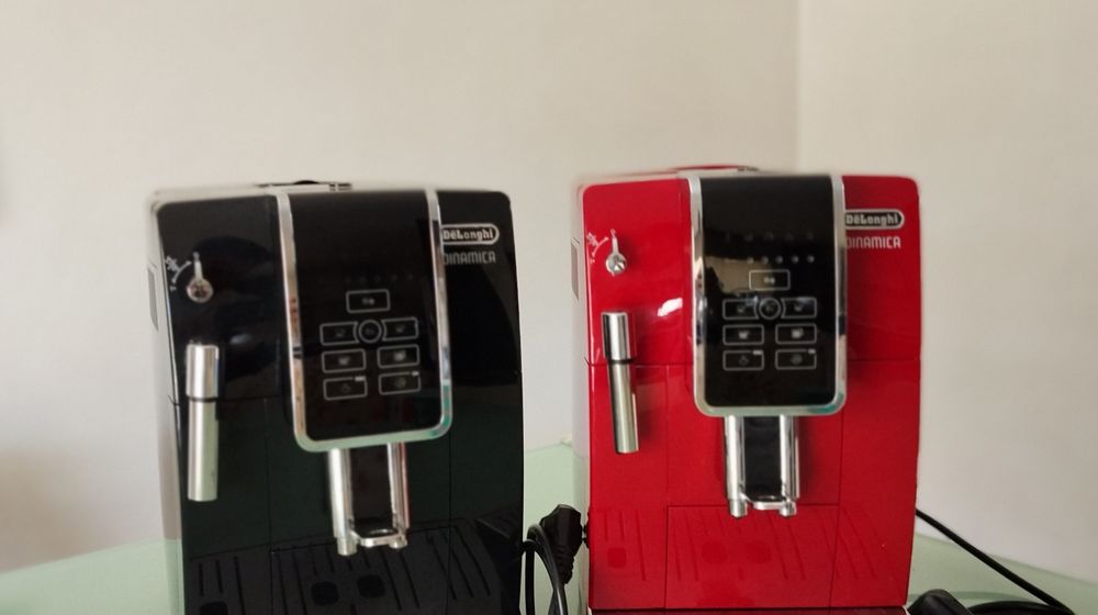 Delonghi Dinamica com ecrã tátil