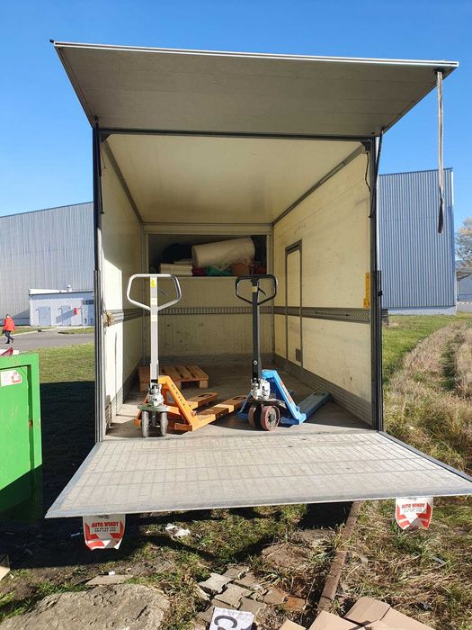 Transport mebli,  przeprowadzki mieszkań, domów, biur- windą 750 kg