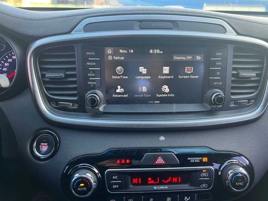 Kia  Sorento 2WD