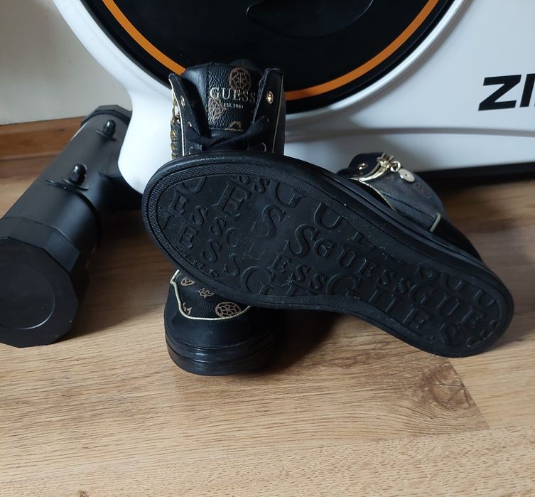 GUESS sneakersy CZARNE  38