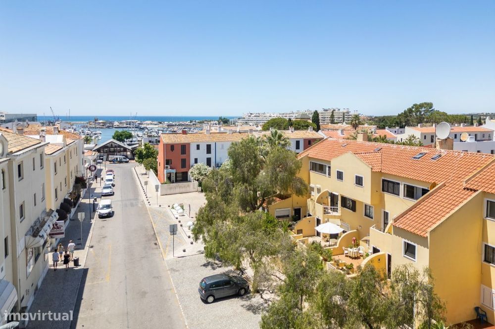 Apartamento T0 (Convertido em T2) - Marina de Vilamoura — Quarteira, Faro