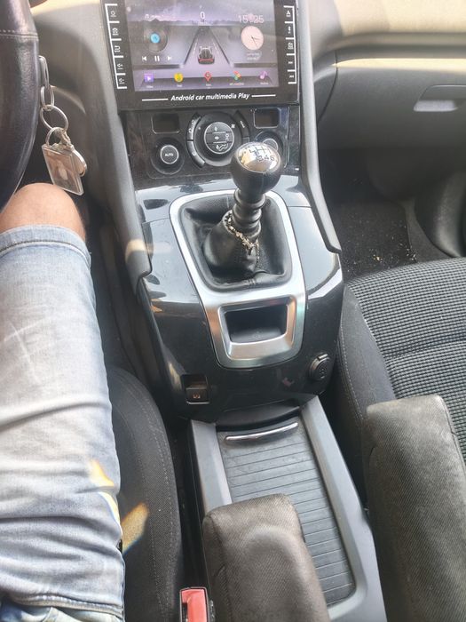 Vendo peugeot 5008