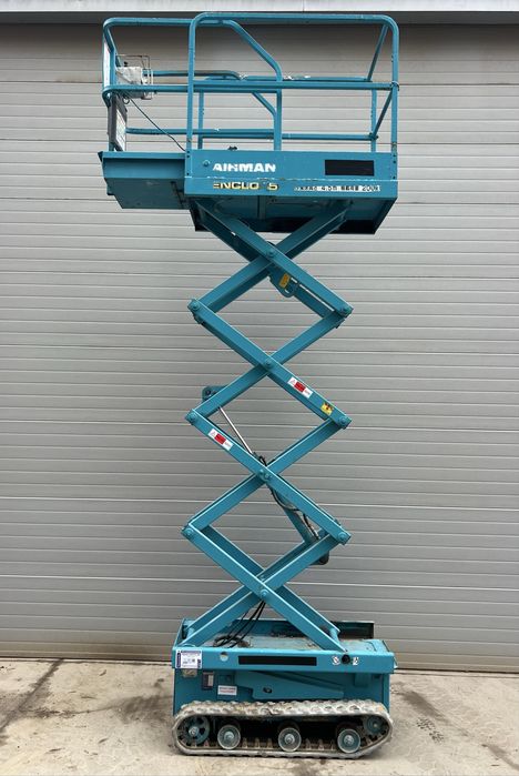 Airman ENCL045 - Elevatória de lagartas elétrica