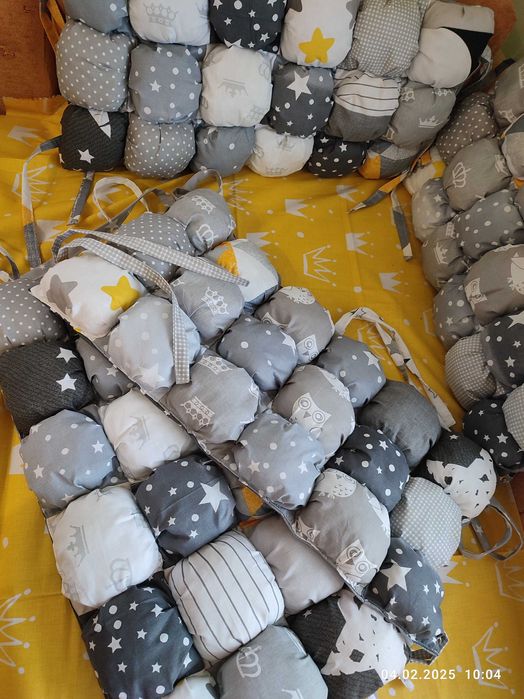 Бортики -помпони