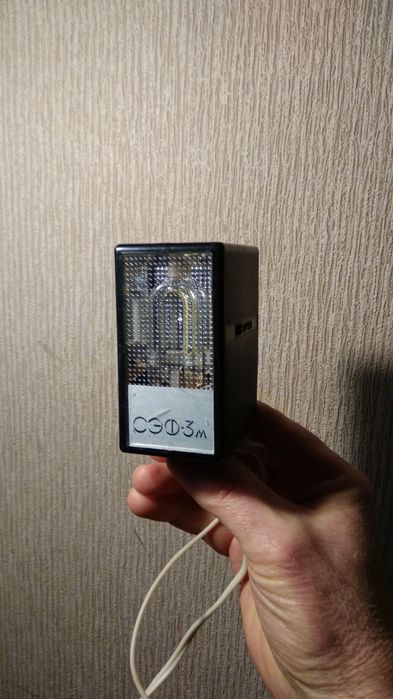 Продам вспышку к фотоаппарату