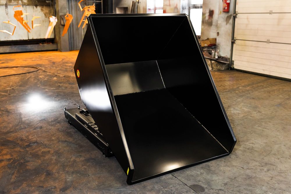 Kontener / Koleba / Kontener samowyładowczy / Kontener metalowy 900L