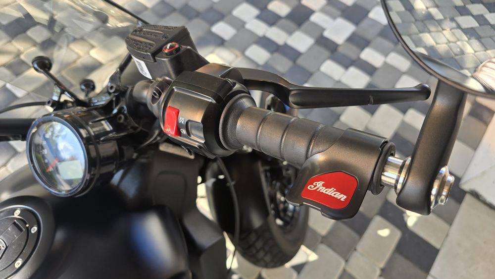 Мотоцикл Indian Scout Bobber ABS 2023  4тыс