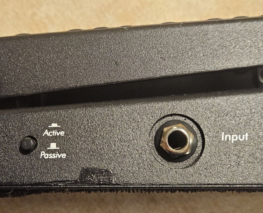 EBS Wah One Bass - kaczka i volume pedal do gitary basowej