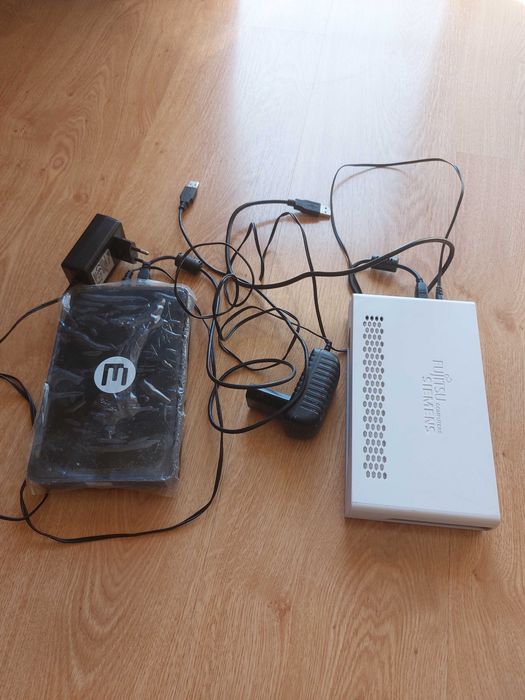 Discos rígidos para Backups portáatéis com 1TB de capacidade cada