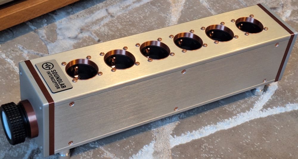 SoundLab  listwa sieciowa zasilająca audio kondycioner  INterceptor