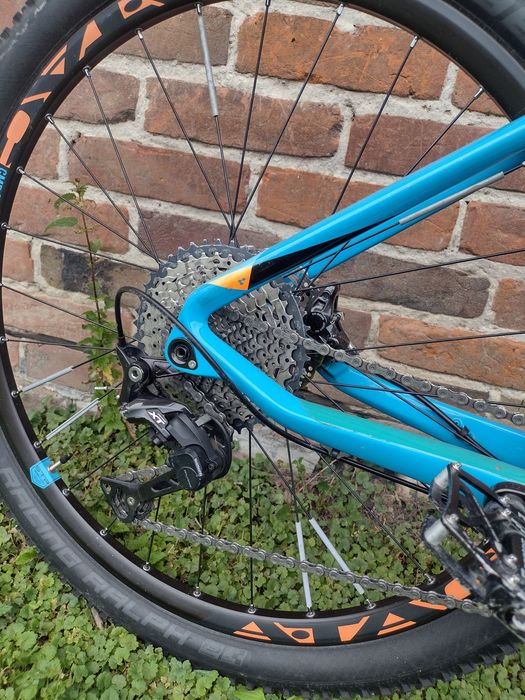 Cube reaction koła 27.5 rama 16 cali