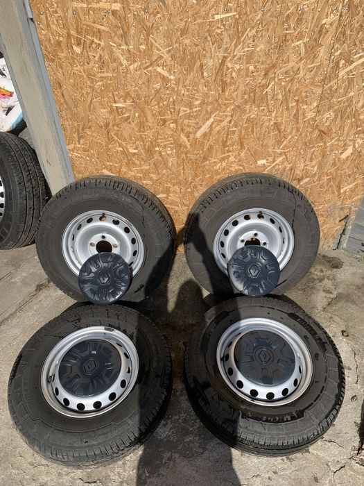 Резина діски Колеса Мішелін Michelin Agilis 3 літо 225/75 r16С