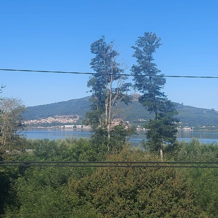 Vivenda geminada à venda em Seixas - Caminha com - vista para o Rio