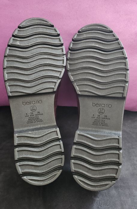 Mocassim Beira Rio bordô