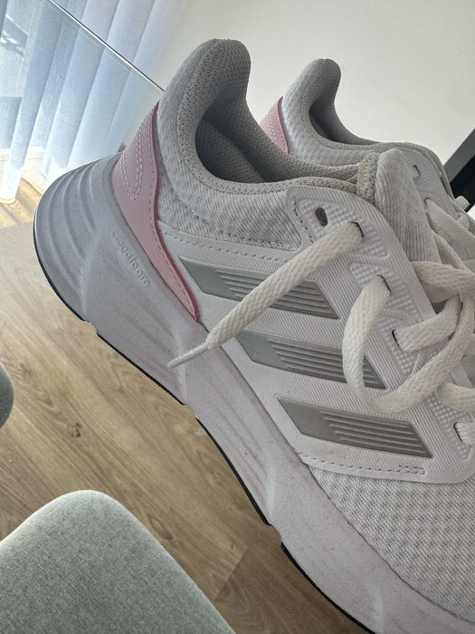 Ténis Adidas tam.38,5