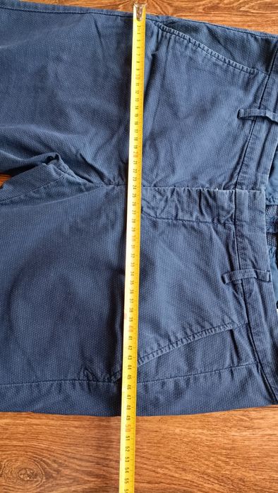 Джинси чоловічі, Італія