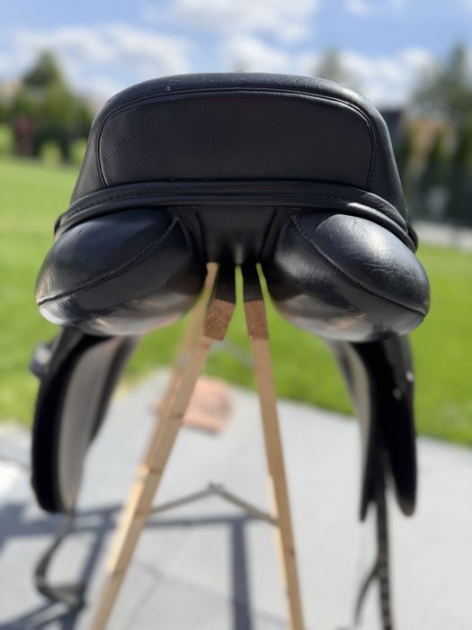 Siodło 17 ujeżdżeniowe Thorowgood COB T8 WYMIENNE łęki dressage