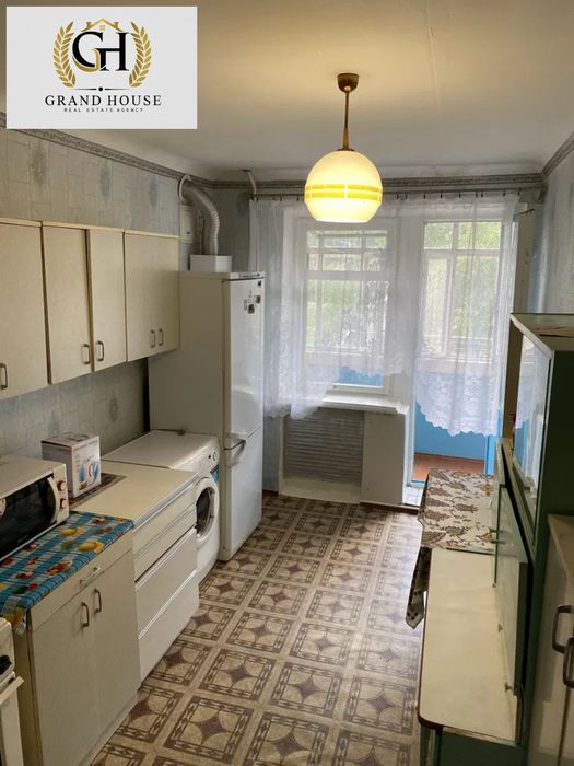 Продам 3-и кімнатну квартиру с.Гірниче.