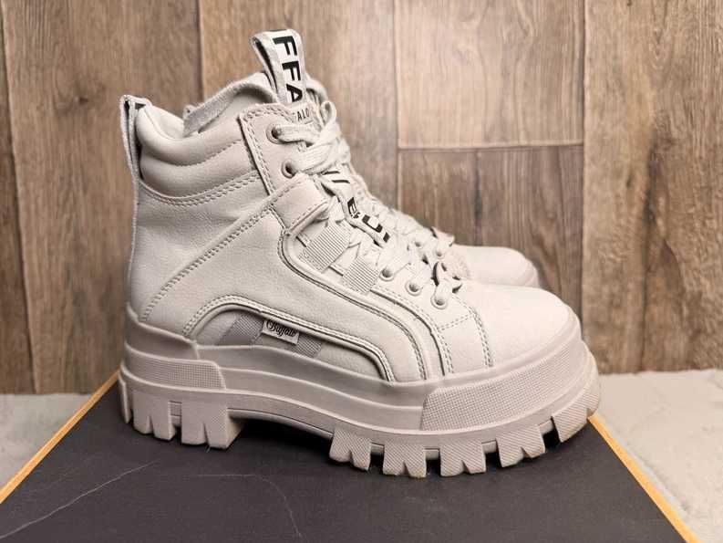 Botki damskie traperki Buffalo Aspha Nc Mid 36
