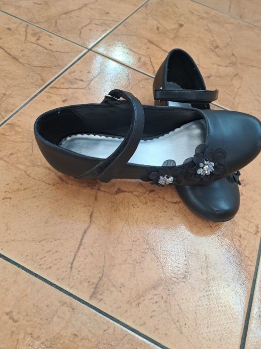 Buty dla dziewczynki rozm. 34