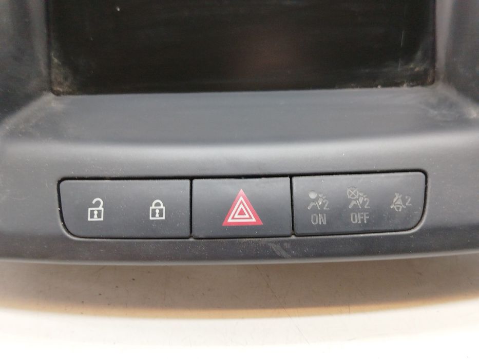 Display - OPEL Insignia A (G09) | 08 - 17