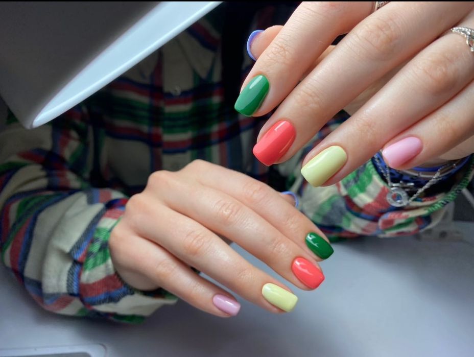 Корекція нігтів. Манікюр.Миколаїв