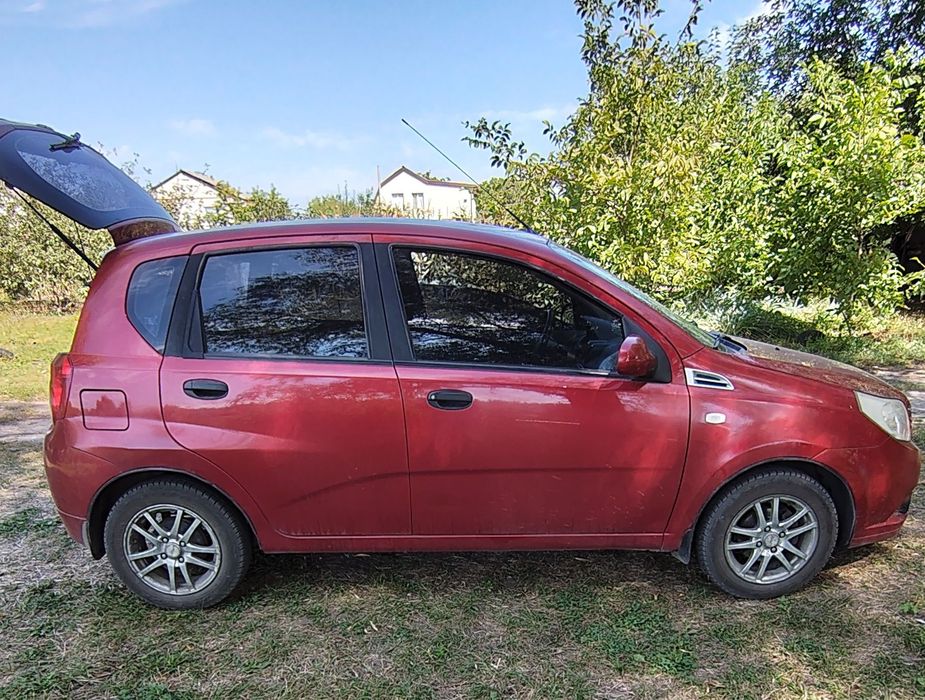 Продам автомобіль Авео 1.5 газ/бенз