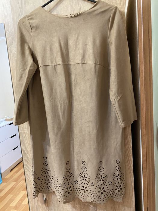 Жіноча сукня замшева . Сукня жіноча . Одяг сукня