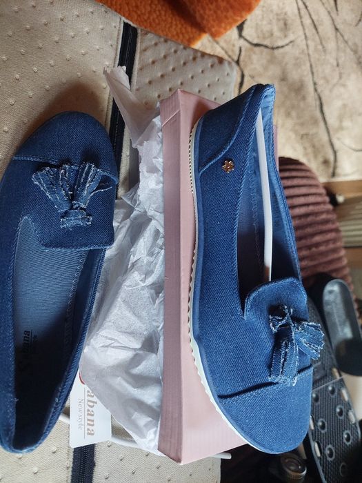Buty pelne jeans