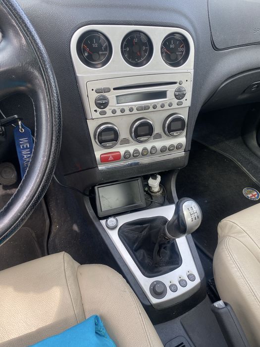 Vendo ou troco por mais pequeno alfa 156TS 1800 gasolina e Gpl