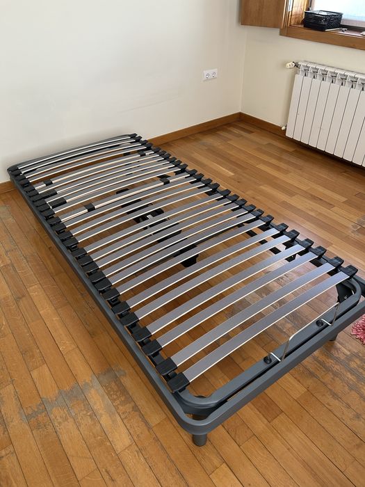 Cama articulada com comando sem fios