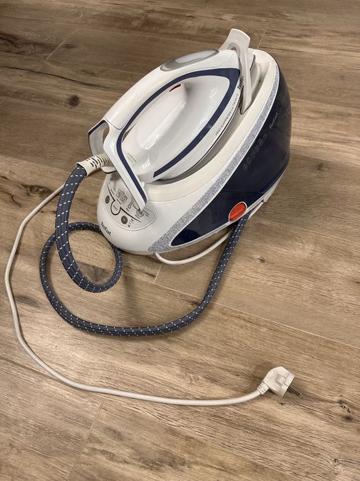 Праска парогенератор Tefal Pro Express Ultimate GV9563